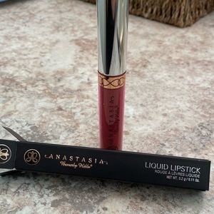 Anastasia Liquid Matte Lipstick.